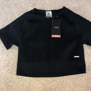 Lilias Active Ribbed Knit Crop tee